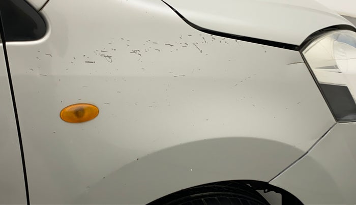 2011 Maruti Wagon R 1.0 VXI, Petrol, Manual, 64,895 km, Right fender - Minor scratches