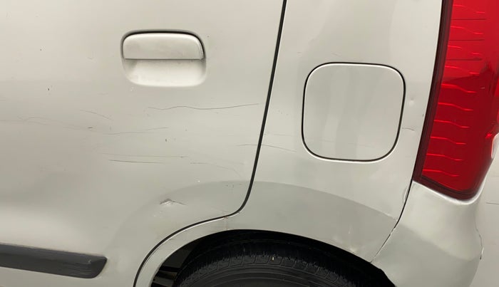 2011 Maruti Wagon R 1.0 VXI, Petrol, Manual, 64,895 km, Left quarter panel - Minor scratches
