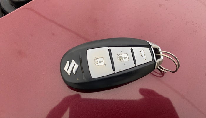 2016 Maruti Ciaz ZXI+ AT, Petrol, Automatic, 81,133 km, Key Close Up