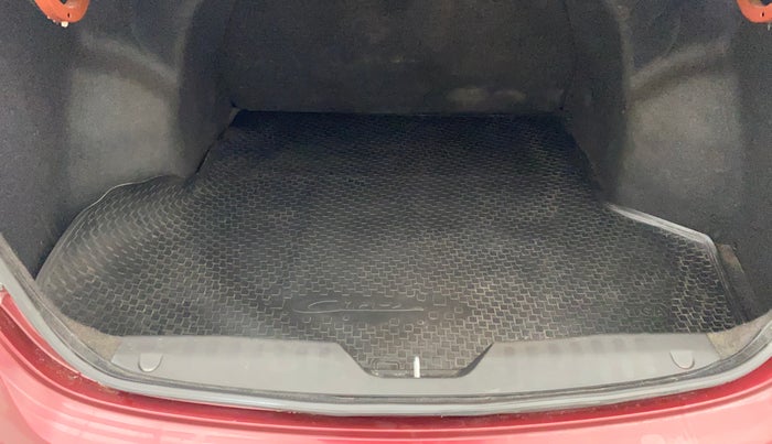 2016 Maruti Ciaz ZXI+ AT, Petrol, Automatic, 81,133 km, Boot Inside