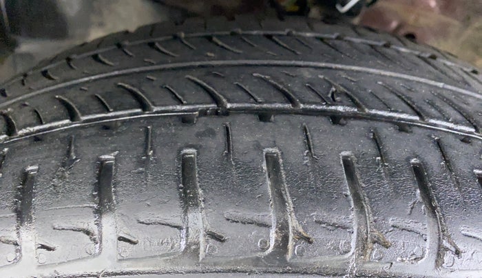 2017 Honda Jazz 1.2 S MT, Petrol, Manual, 20,734 km, Left Front Tyre Tread