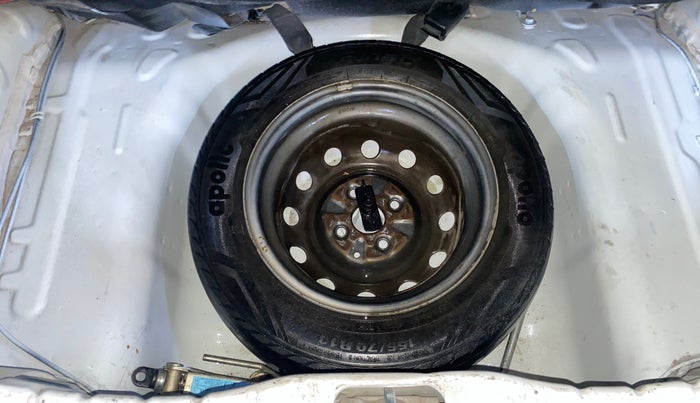 2017 Hyundai Eon ERA +, Petrol, Manual, 32,147 km, Spare Tyre