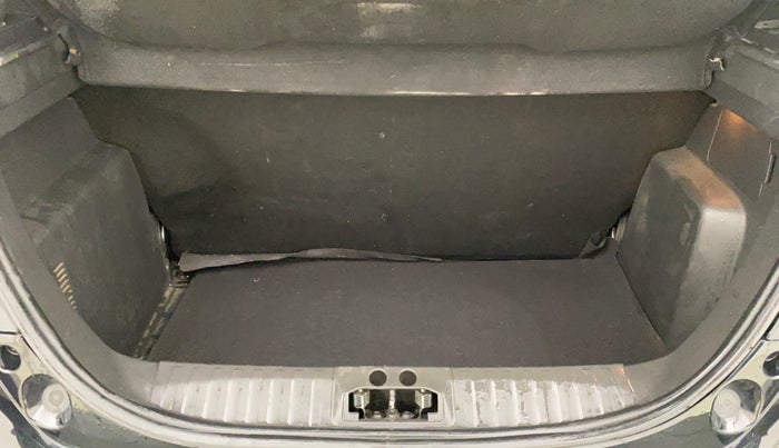 2018 Ford FREESTYLE TITANIUM 1.5 DIESEL, Diesel, Manual, 80,433 km, Boot Inside