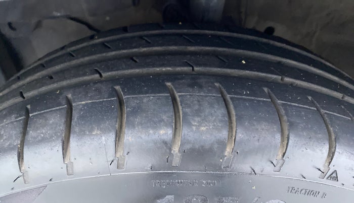 2018 Honda Amaze 1.2 SMT I VTEC, Petrol, Manual, 42,903 km, Left Front Tyre Tread