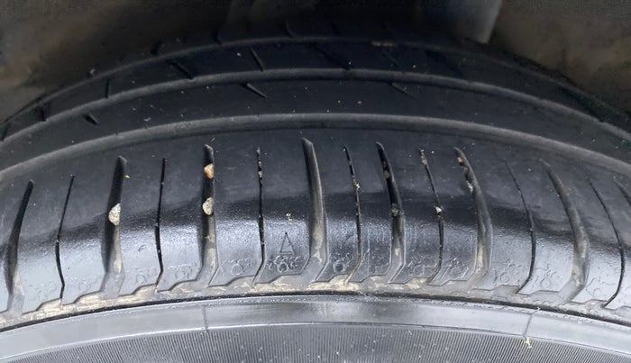 2018 Honda Amaze 1.2 SMT I VTEC, Petrol, Manual, 42,903 km, Left Rear Tyre Tread