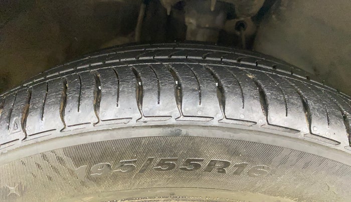 2021 Hyundai NEW I20 ASTA (O) 1.2 MT, Petrol, Manual, 15,544 km, Right Front Tyre Tread