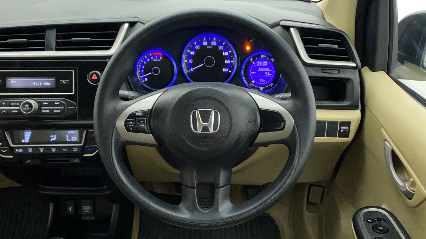 2016 Honda Amaze 1.2L I-VTEC SX, Petrol, Manual, 32,398 km, Steering Wheel Close Up