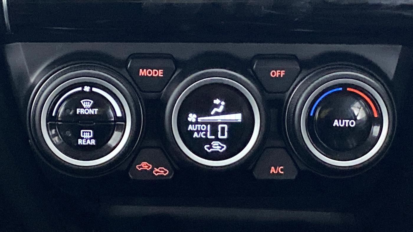2020 Maruti Swift ZXI + AMT, Petrol, Automatic, 21,230 km, Automatic Climate Control