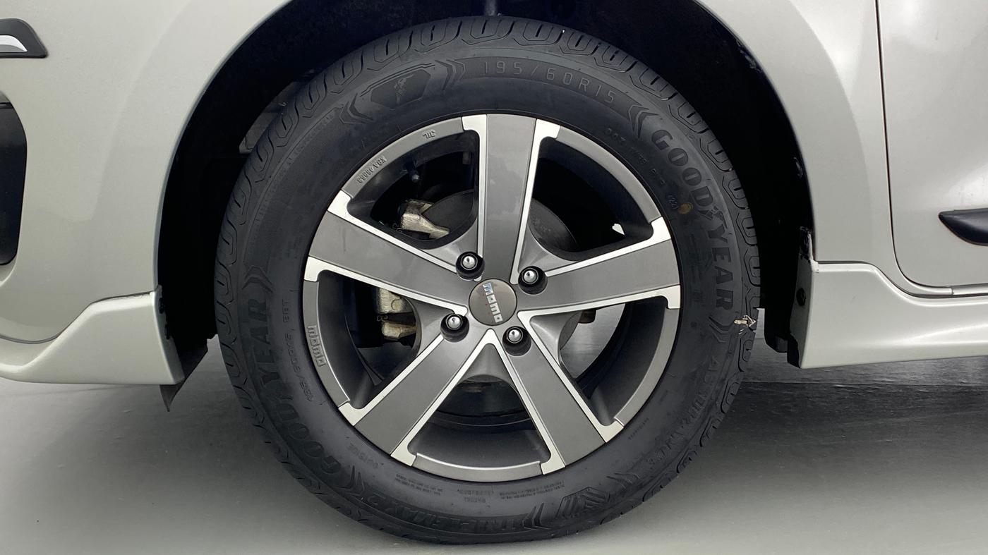 2020 Maruti Swift ZXI + AMT, Petrol, Automatic, 21,230 km, Left Front Wheel