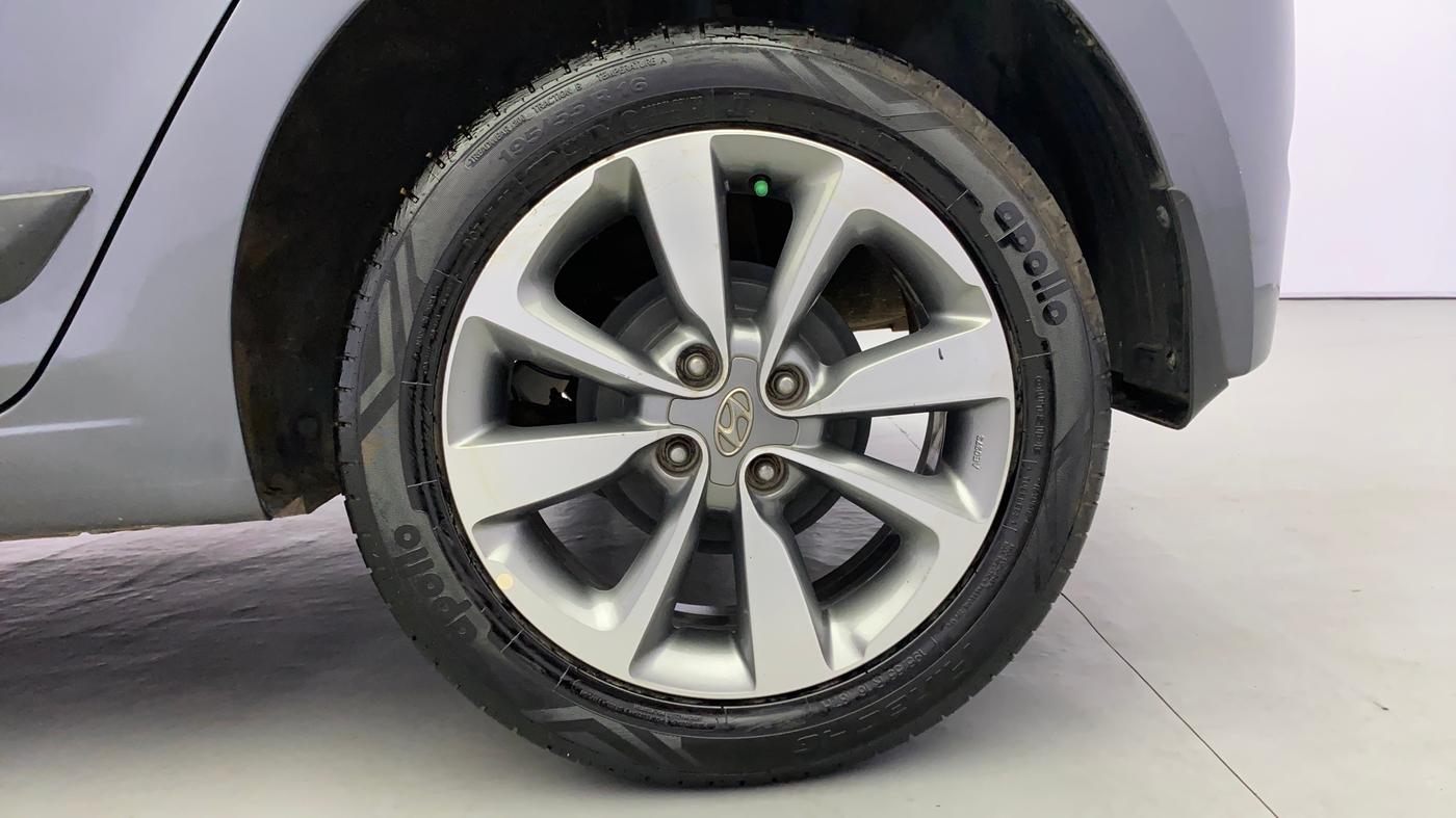2016 Hyundai Elite i20 ASTA 1.2, Petrol, Manual, 42,973 km, Left Rear Wheel