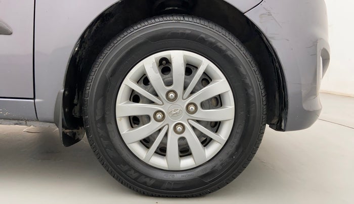 2016 Hyundai i10 SPORTZ 1.1, Petrol, Manual, 58,416 km, Right Front Wheel