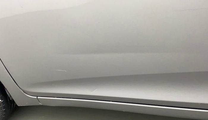 2013 Hyundai Eon ERA PLUS, Petrol, Manual, 28,617 km, Front passenger door - Slightly dented