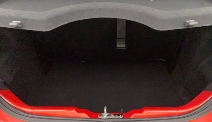 2022 Tata Tiago XZA PLUS PETROL, Petrol, Automatic, 5,579 km, Boot Inside