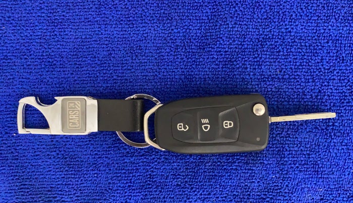 2022 Tata Tiago XZA PLUS PETROL, Petrol, Automatic, 5,579 km, Key Close Up
