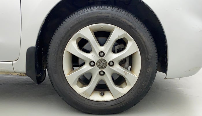 2013 Nissan Micra XV CVT, Petrol, Automatic, 44,276 km, Right Front Wheel