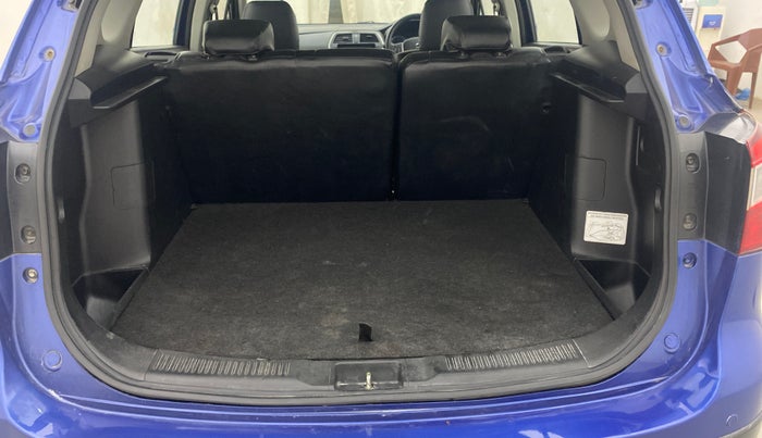 2015 Maruti S Cross DELTA 1.6, Diesel, Manual, 94,957 km, Boot Inside