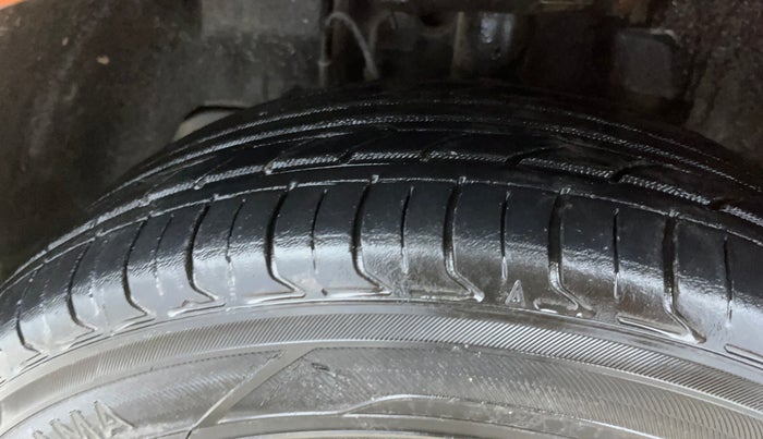 2017 Tata Tiago XZ PETROL, Petrol, Manual, 48,692 km, Left Front Tyre Tread