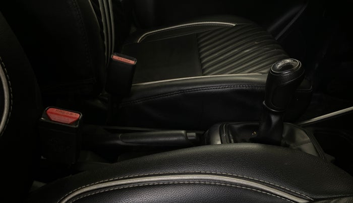 2022 Maruti IGNIS SIGMA 1.2, Petrol, Manual, 72,624 km, Gear Lever