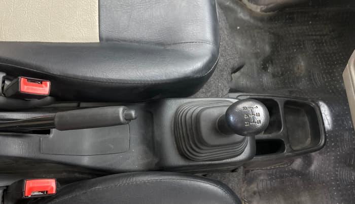 2019 Maruti Eeco 5 STR WITH A/C+HTR, Petrol, Manual, 24,975 km, Gear Lever