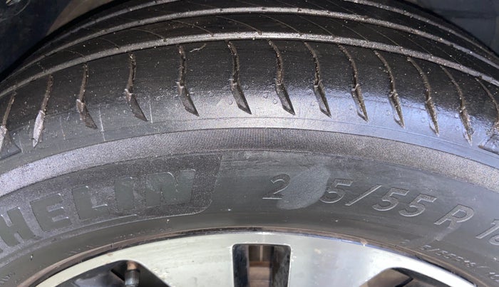 2021 MG HECTOR SHARP 1.5 PETROL CVT, Petrol, Automatic, 83,570 km, Right Front Tyre Tread