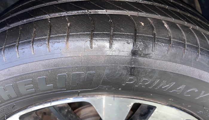 2021 MG HECTOR SHARP 1.5 PETROL CVT, Petrol, Automatic, 83,570 km, Left Front Tyre Tread