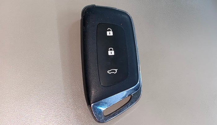 2021 MG HECTOR SHARP 1.5 PETROL CVT, Petrol, Automatic, 83,570 km, Key Close Up