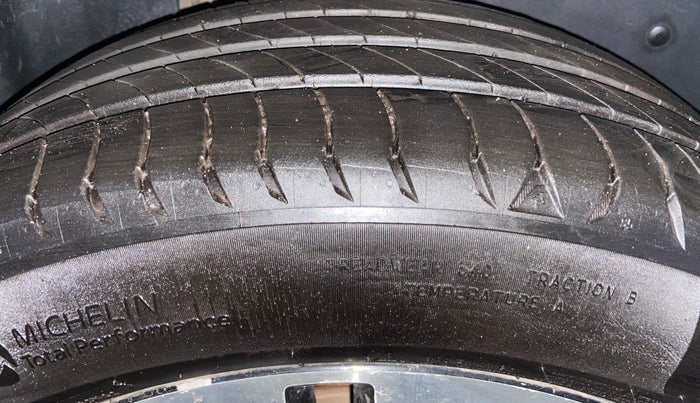 2021 MG HECTOR SHARP 1.5 PETROL CVT, Petrol, Automatic, 83,570 km, Right Rear Tyre Tread