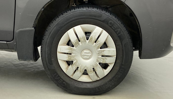 2019 Maruti Alto VXI, Petrol, Manual, 23,012 km, Right Front Wheel
