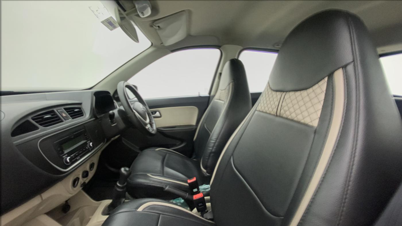 2019 Maruti Alto VXI, Petrol, Manual, 23,012 km, Right Side Front Door Cabin