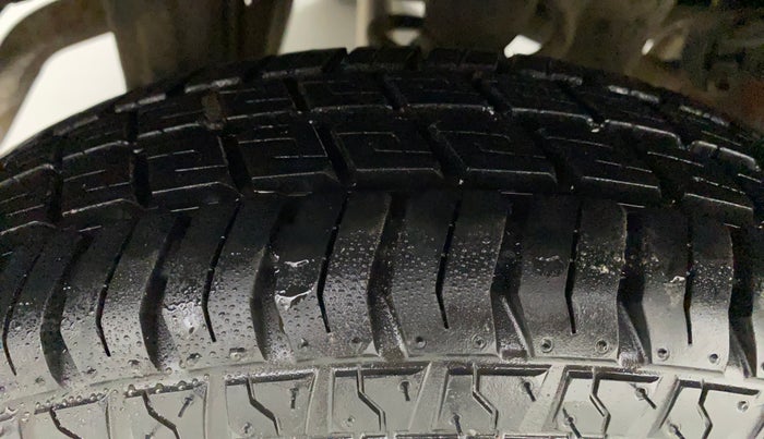 2013 Maruti Alto 800 LXI, Petrol, Manual, 10,142 km, Right Rear Tyre Tread