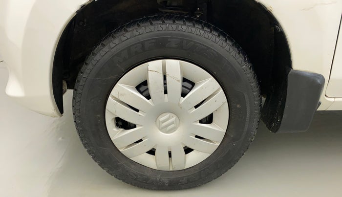 2013 Maruti Alto 800 LXI, Petrol, Manual, 10,142 km, Left Front Wheel