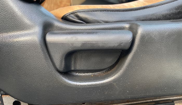 2018 Honda Jazz 1.5L I-DTEC V, Diesel, Manual, 75,462 km, Driver Side Adjustment Panel