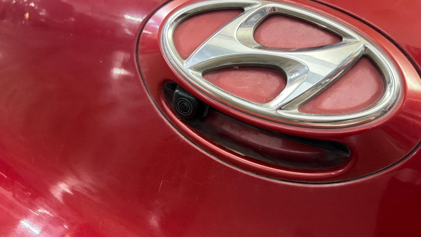 2018 Hyundai Grand i10 SPORTZ AT 1.2 KAPPA VTVT, Petrol, Automatic, 28,328 km, Parking Camera