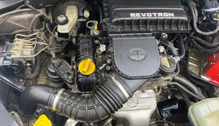 2017 Tata Tiago XZ PETROL, Petrol, Manual, 27,861 km, Engine View - Right