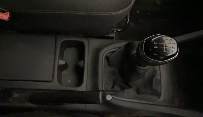 2022 Renault TRIBER RXT LIMITED EDITION, Petrol, Manual, 82,043 km, Gear Lever