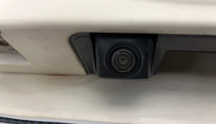 2019 Mahindra XUV300 W8 (O) 1.2 PETROL, Petrol, Manual, 75,045 km, Parking Camera