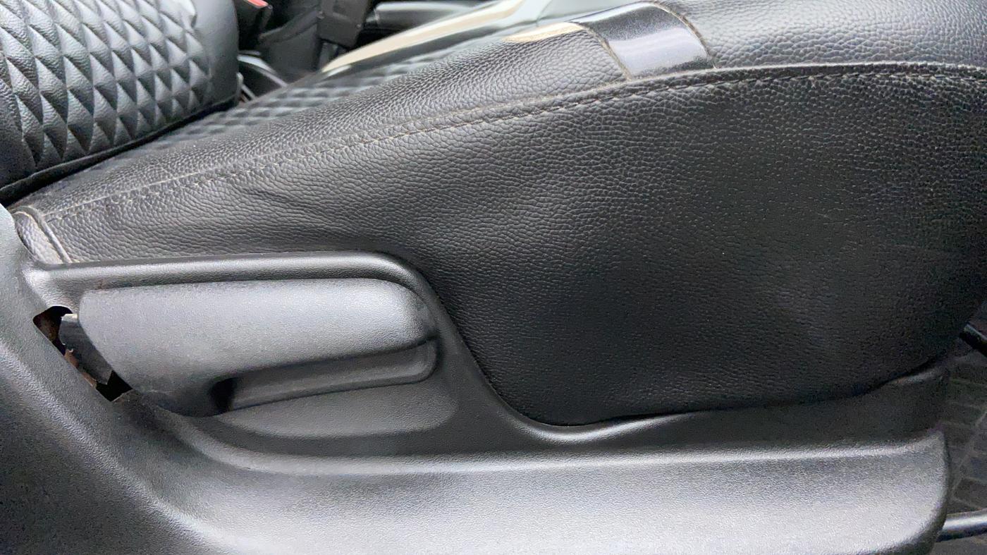 2017 Maruti Swift VXI OPT, Petrol, Manual, 16,759 km, Driver Side Adjustment Panel