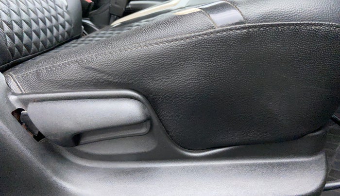 2017 Maruti Swift VXI OPT, Petrol, Manual, 16,759 km, Driver Side Adjustment Panel
