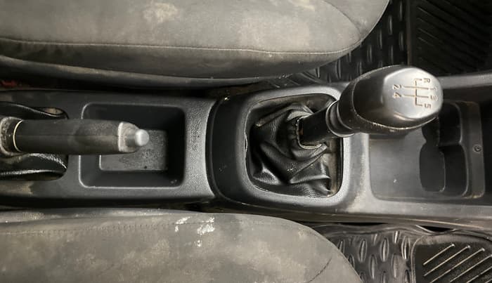 2016 Renault Kwid RXT 0.8, Petrol, Manual, 56,205 km, Gear Lever