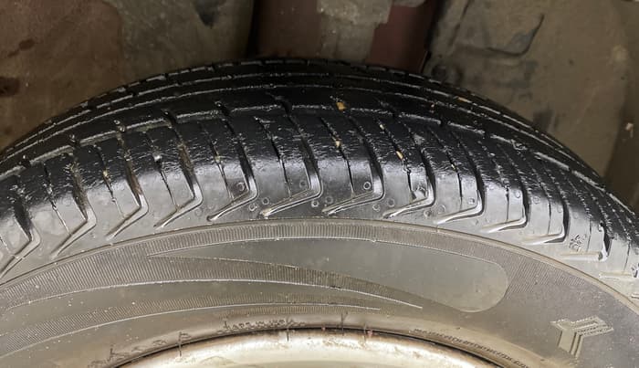 2016 Renault Kwid RXT 0.8, Petrol, Manual, 56,205 km, Right Front Tyre Tread