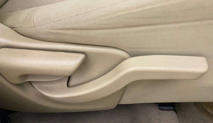 2016 Honda Amaze 1.2L I-VTEC VX, Petrol, Manual, 40,321 km, Driver Side Adjustment Panel