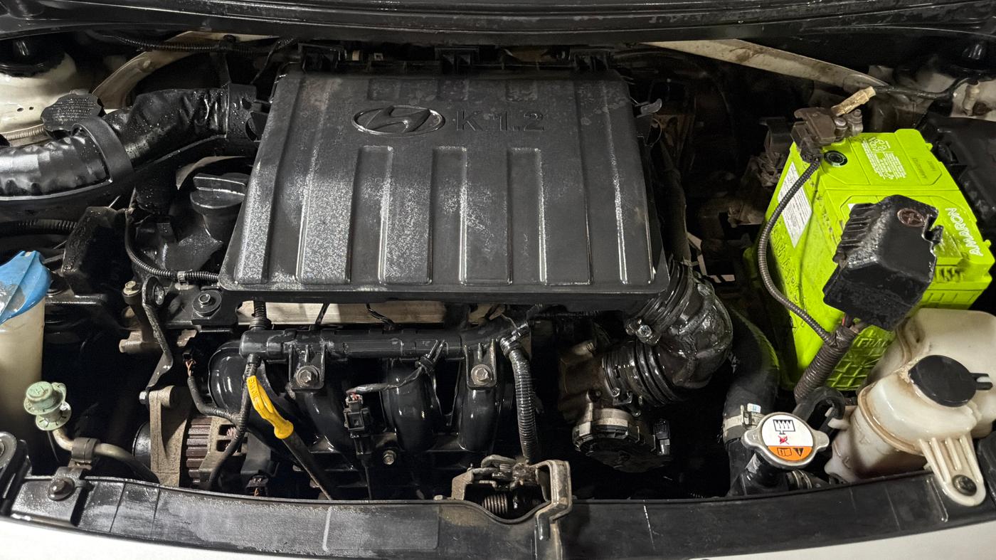 2018 Hyundai Grand i10 SPORTZ 1.2 KAPPA VTVT, Petrol, Manual, 76,881 km, Engine View