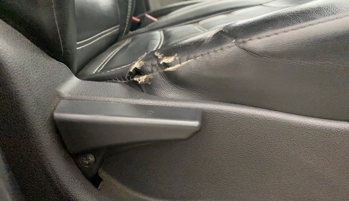 2019 Tata Tiago XT PETROL, Petrol, Manual, 86,264 km, Driver Side Adjustment Panel