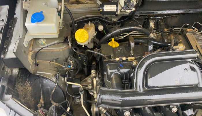 2024 Renault Kwid RXT 1.0 AMT, Petrol, Automatic, 15,103 km, Engine View - Right