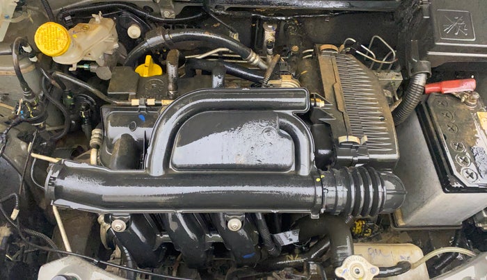 2024 Renault Kwid RXT 1.0 AMT, Petrol, Automatic, 15,103 km, Engine View