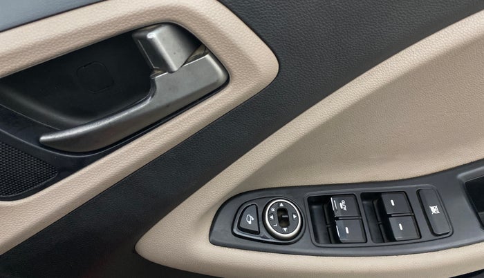 2015 Hyundai Elite i20 ASTA 1.4 CRDI, Diesel, Manual, 91,831 km, Driver Side Door Panels Control