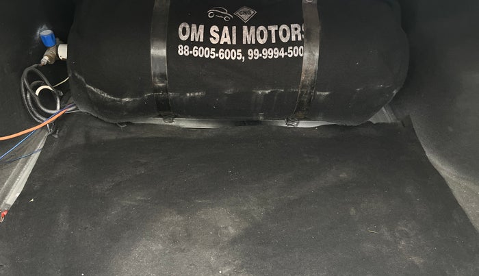 2018 Hyundai Verna 1.6 VTVT SX O, CNG, Manual, 57,181 km, Boot Inside