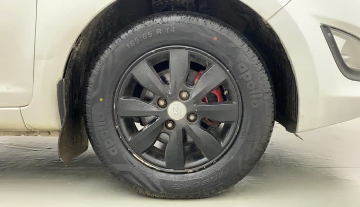 2012 Hyundai i20 SPORTZ 1.2, Petrol, Manual, 89,886 km, Right Front Wheel