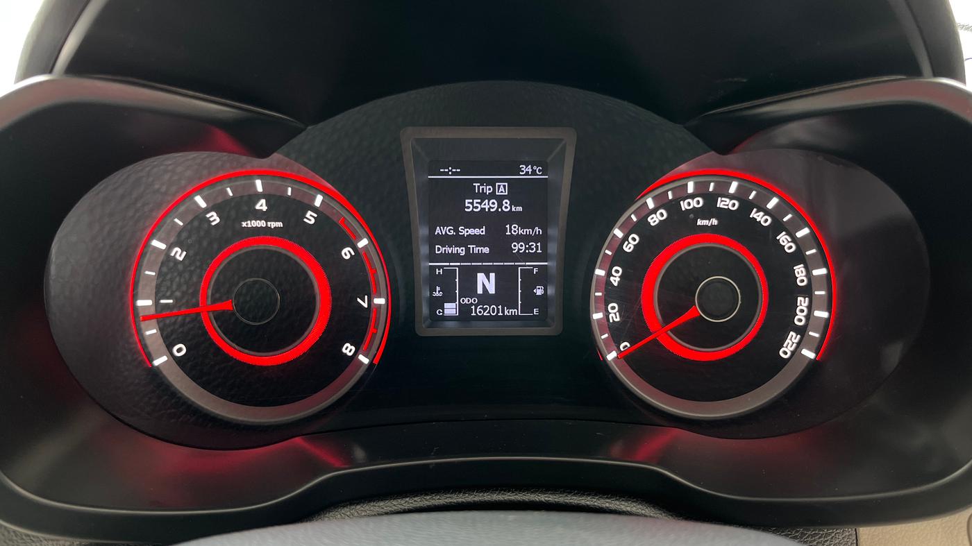 2024 Mahindra XUV300 W8 (O) 1.2 PETROL AMT, Petrol, Automatic, 16,200 km, Odometer Image