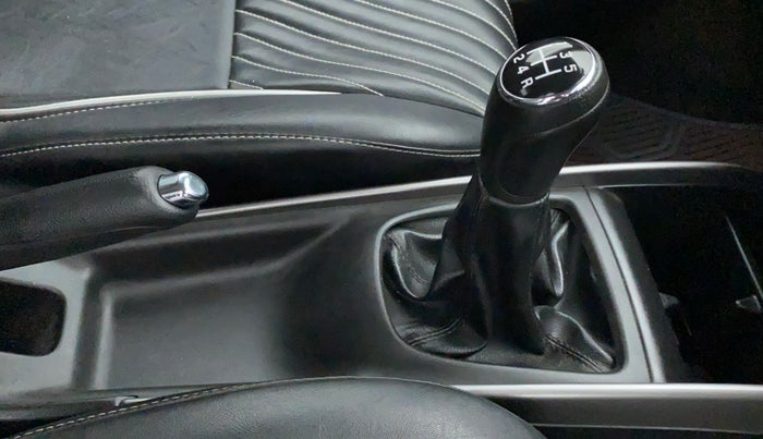 2020 Maruti Baleno ZETA PETROL 1.2, Petrol, Manual, 30,533 km, Gear Lever